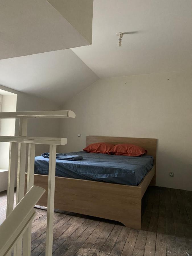 Appartement Calme Centre Ville Historique Ussel  Kültér fotó